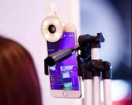 網絡直播亂象整治升級 47名主播被列入黑名單，封禁5年警示行業(yè)